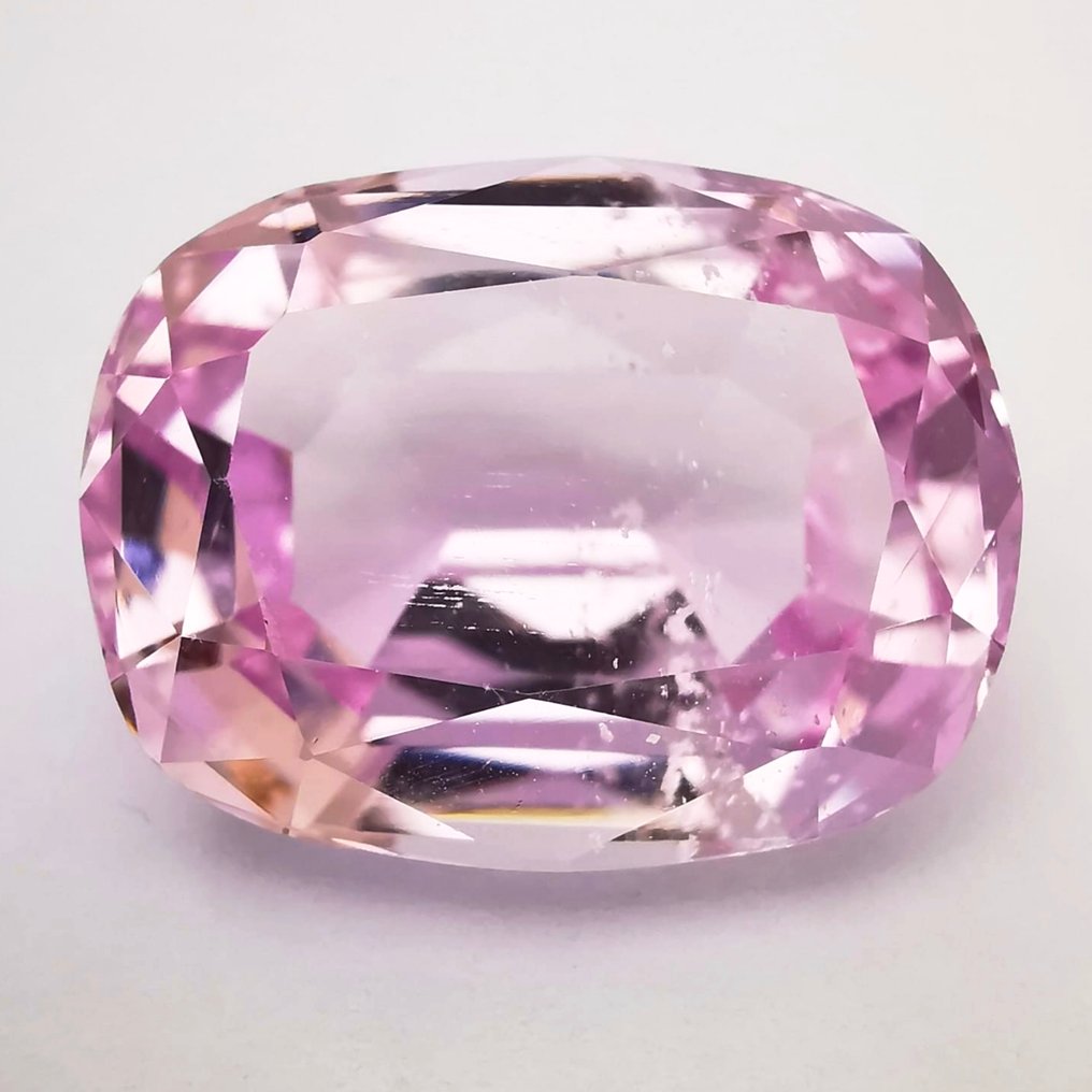 χωρίς τιμή ασφαλείας Κουνζίτης  - 15.77 ct - Antwerp Laboratory for Gemstone Testing (ALGT) - Ροζ Κανζίτη (μωβιτζής) #1.0