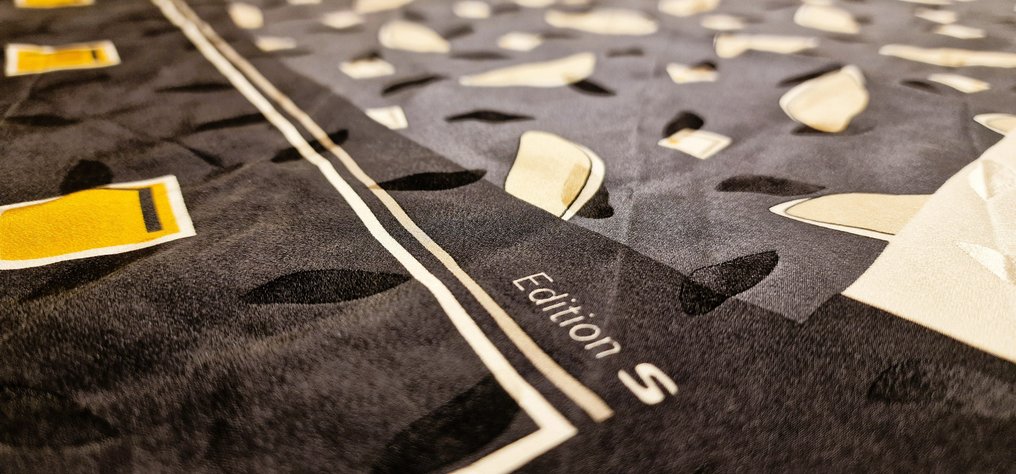 梅赛德斯‑奔驰设计“Edition S”丝巾（1990年代末/2000年代初）– 100%丝绸 – 意大利制造 - Mercedes-Benz - S #1.0