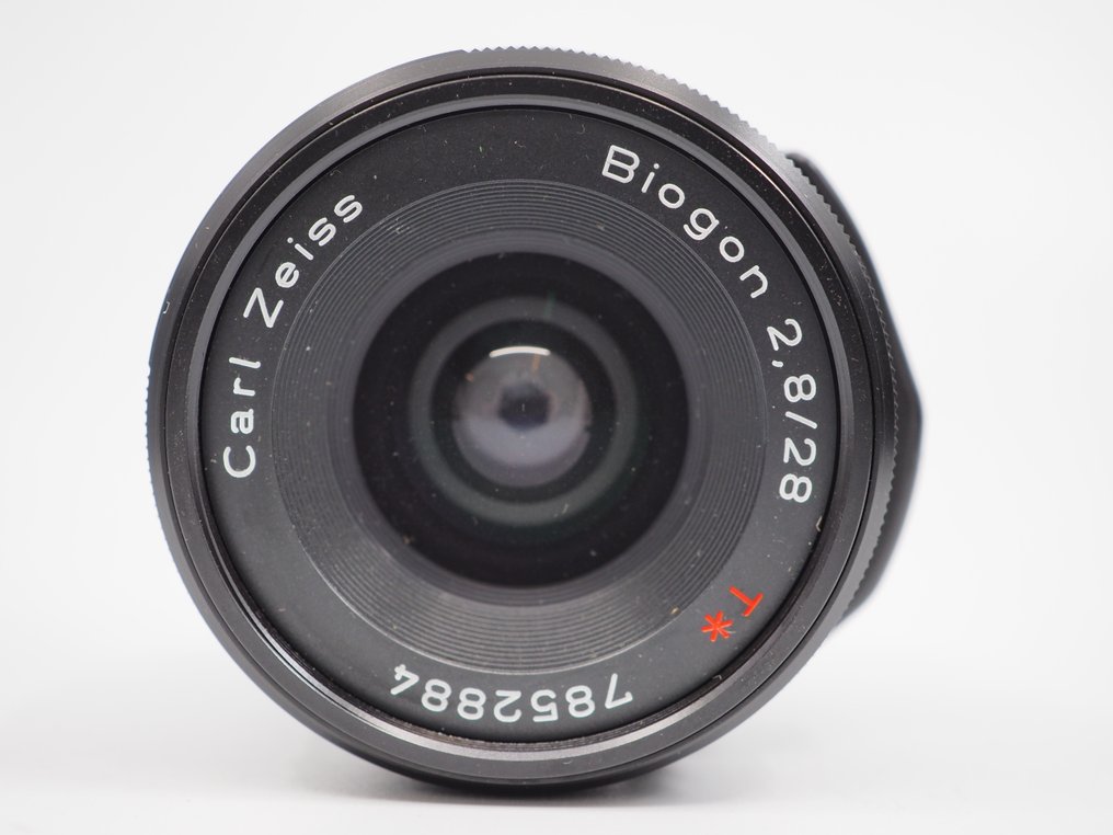Carl Zeiss, Contax G Biogon 2.8/28mm black con box | Lente grande-angular #4.3