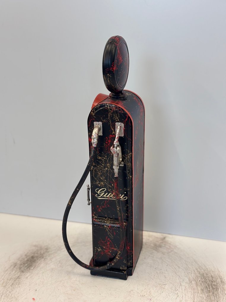 Rob VanMore - Fueled by Gucci #3.2