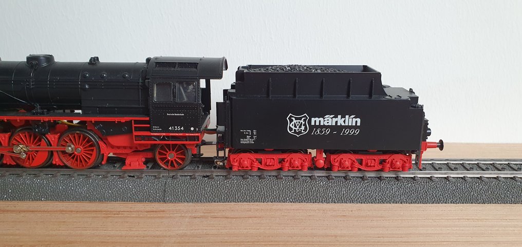 Märklin H0 - uit set 29625 - Ατμομηχανή με όχημα μεταφοράς (1) - BR41, έκδοση για τα 140 χρόνια - DB #3.2