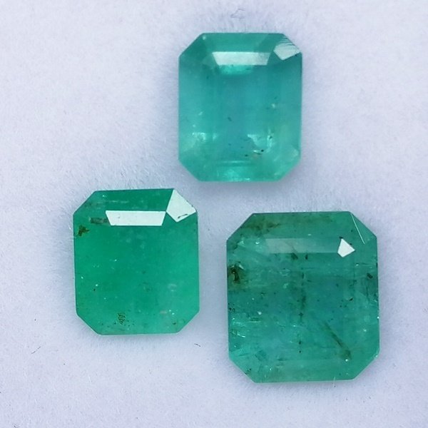 3 pcs 绿色 祖母绿 - 2.84 ct - 西班牙宝石学院(IGE) - 轻度/中度油 #1.0