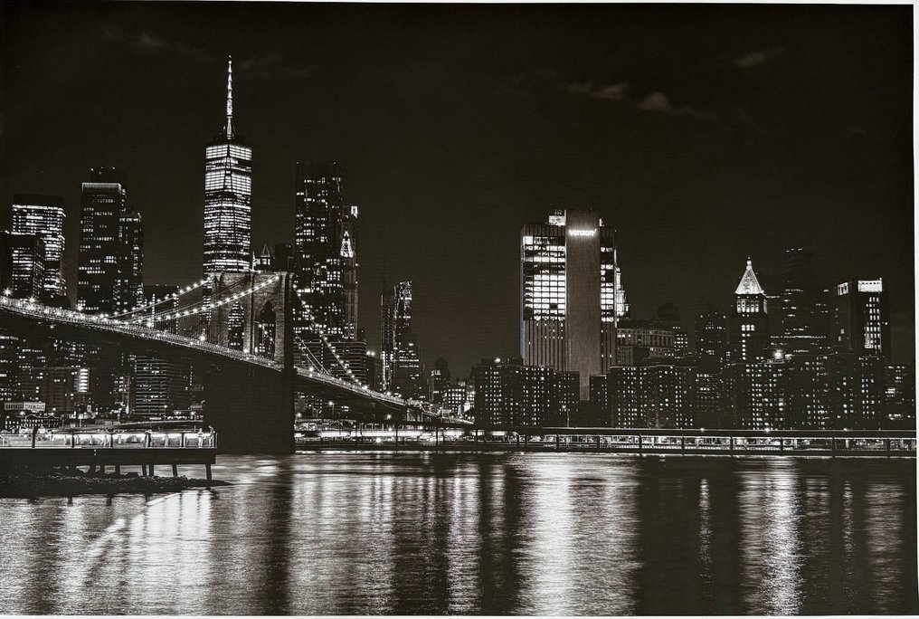 Viktoria Farkas - City of Light, City of Night - XL #1.0