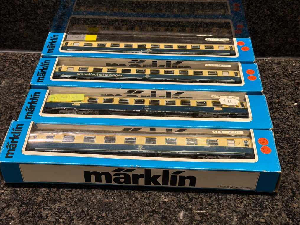 Märklin H0 - 4176, 4175, 4154 - Set Machetă tren transport călători (4) - Patru vagoane de pasageri - DB #1.0