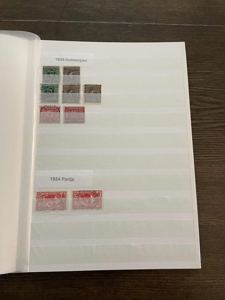 世界 1920/2000 - 奥林匹克夏季和冬季运动会按年份和国家排序，分成4个相册，每个相册包含2个稀有版本。 #2.1