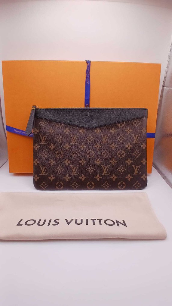Louis Vuitton - Daily Pouch - Borsa a mano #1.0