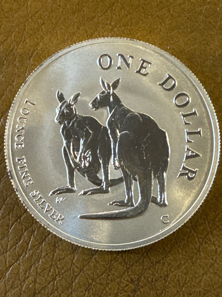 Australia. 1 Dollar 1999 Kangaroo, 1 Oz (.999)  (No reserve price) #1.0