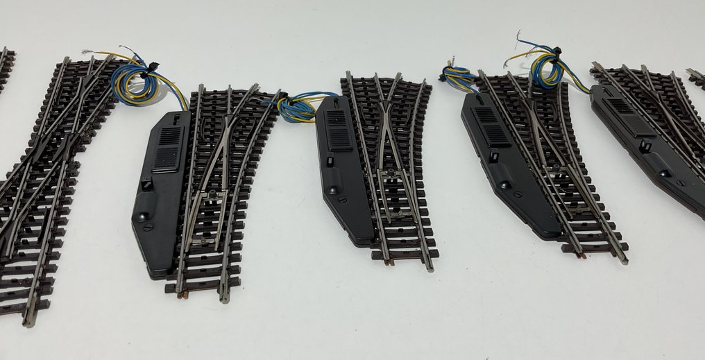 Märklin H0 - 2257/2261/2267 - Modellbahngleise (8) - Verschiedene Weichen für K-Gleise #2.1