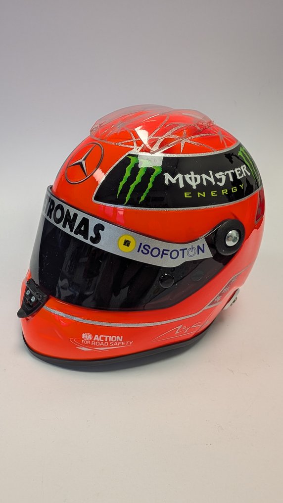 梅 赛 德 斯 - Formula One - 麦克·舒马赫 - 2012 - 比例1/2的头盔  #2.1