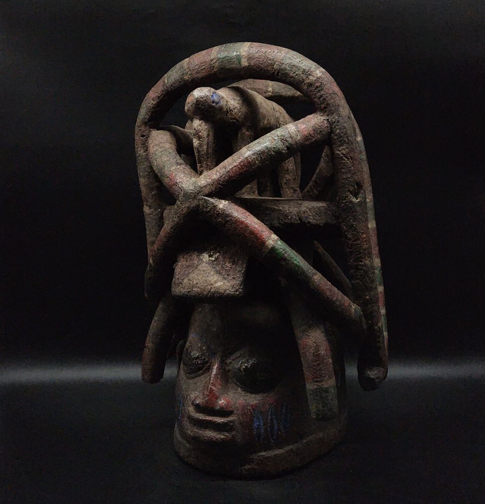 Υπέροχο κράνος Gelede - Γιορούμπα - Νιγηρία  (χωρίς τιμή ασφαλείας) #1.0