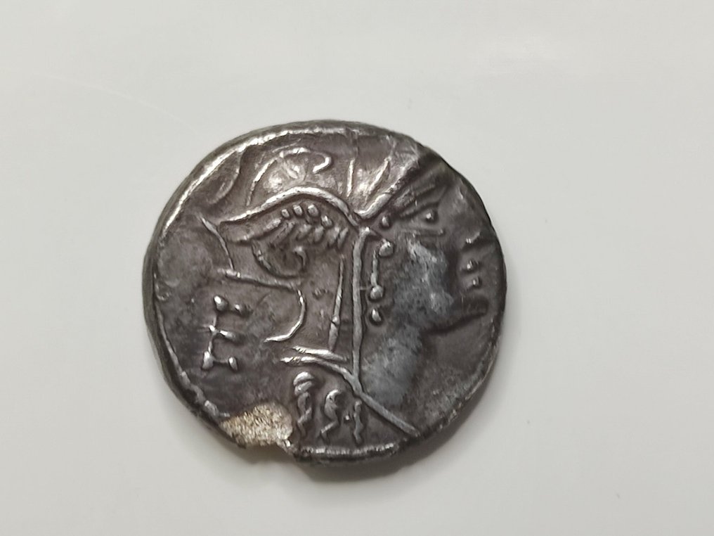 Ρωμαϊκή Δημοκρατία. D. Silanus L. f., 91 BC. Denarius Rome #1.0