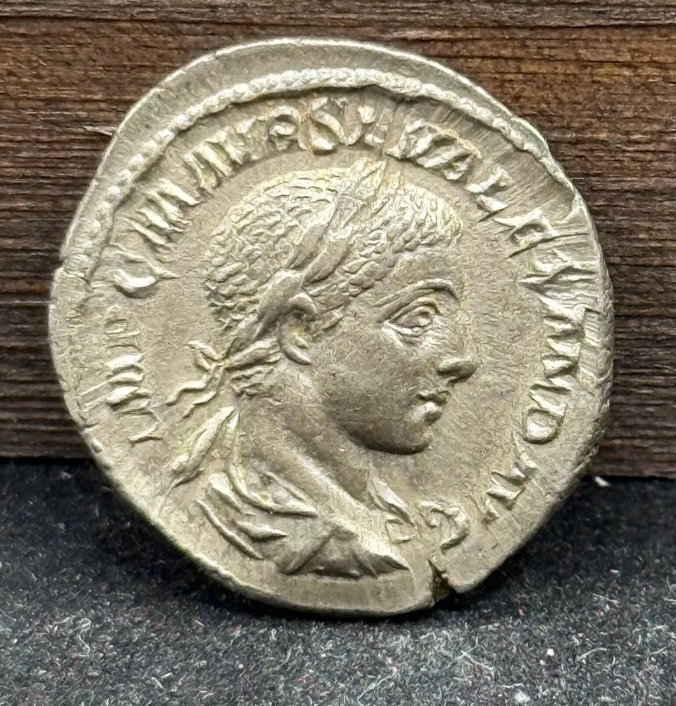 罗马帝国. 西弗勒斯·亚历山大 （公元222-235）. Denarius Rome - Jupiter  (没有保留价) #1.0