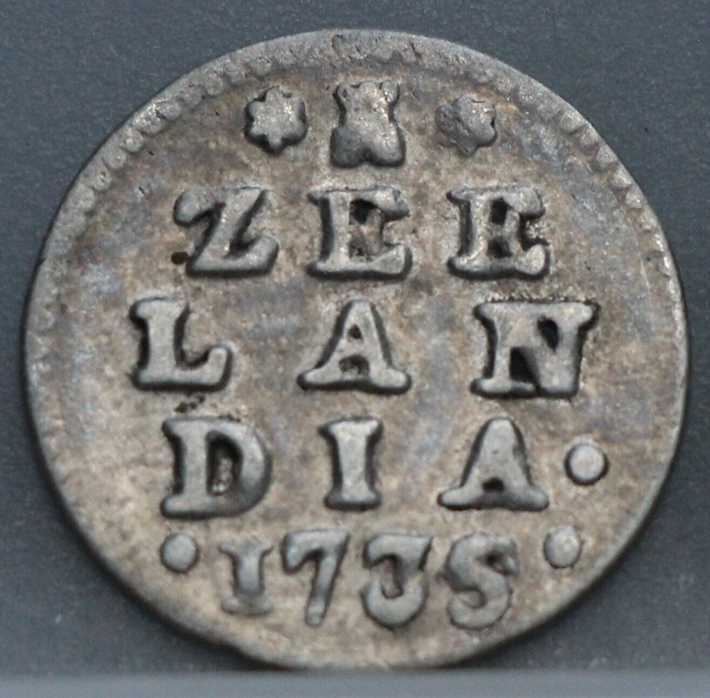 Netherlands Zeeland. 2 Stuiver of dubbbele wapenstuiver 1735 en 1745  (No reserve price) #2.1