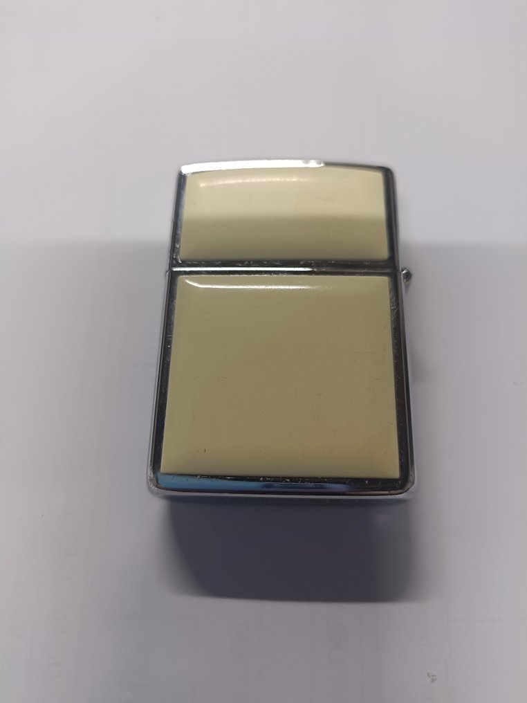 Zippo - 芝宝 - 没有保留价 - 口袋打火机 - 钢材（不锈钢）, 搪瓷 #1.0