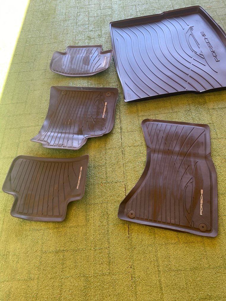 Car mats - Porsche - MACAN/CAYENNE #1.0