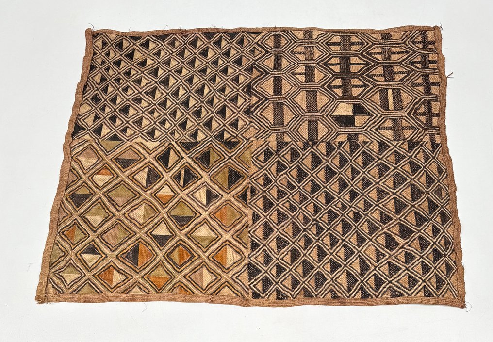 Shoowa - Shoowa-Kuba  (Ingen mindstepris) #4.3