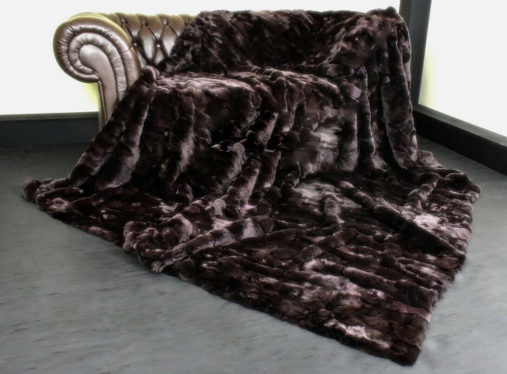 dunkelbraun - Fell - Decke  - 215 cm - 112 cm - Rex Chinchilla #3.2