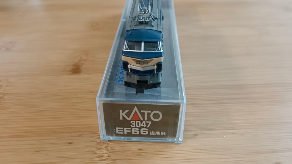 Kato N - 3047 EF66 - Ηλεκτροκίνητη ατμομηχανή (1) - σπάνια, έργα - JR #1.0