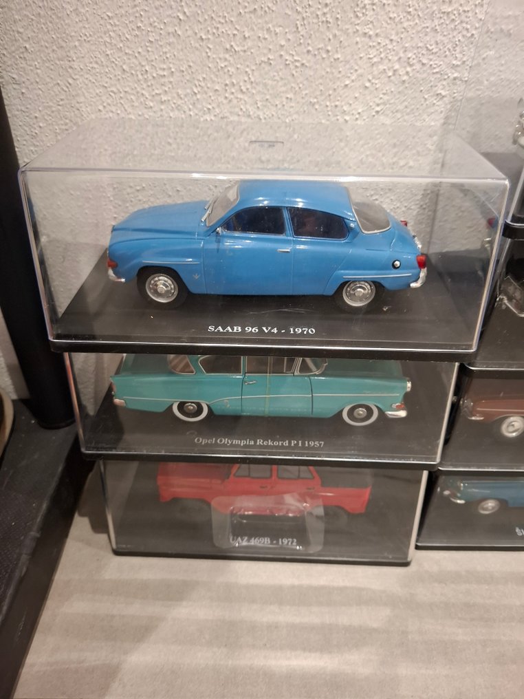 Hachette 1:24 - Modelsedan  (11) - Hachette #1.0