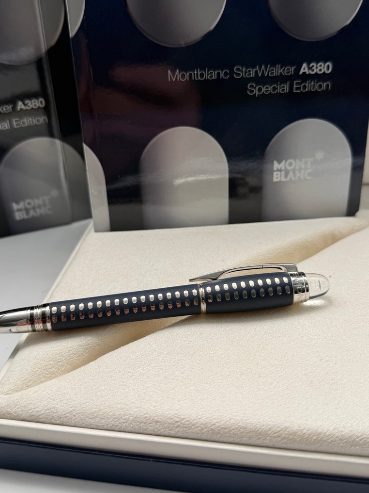 Montblanc - Starwalker "A380" Rollerball Pen Special Edition Dark Blue & Platinum - Roller #1.0