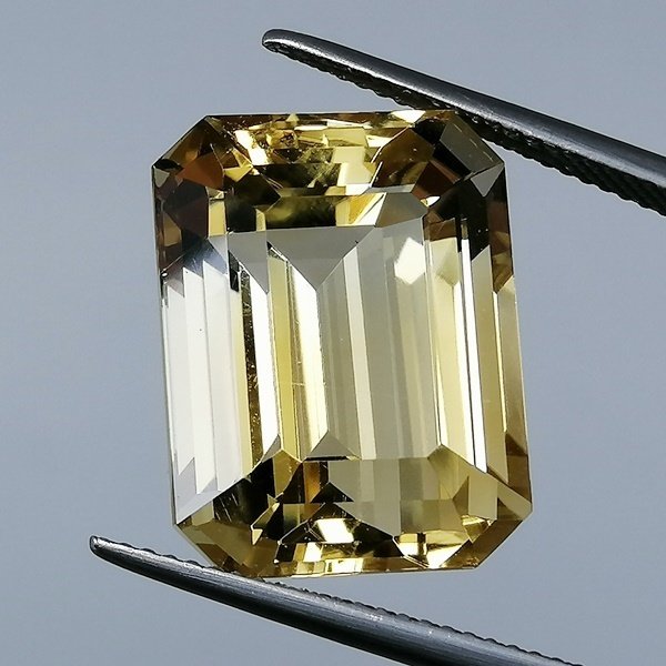 黄色 黄水晶  - 21.07 ct - 西班牙宝石学院（IGE） #2.1