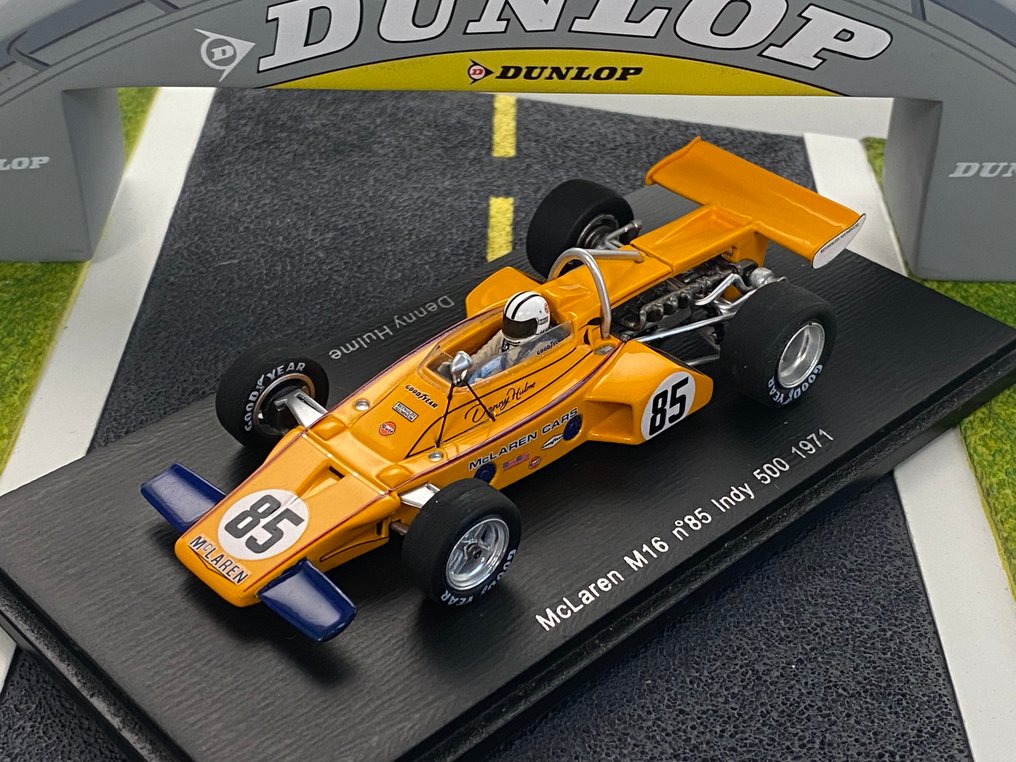 Spark 1:43 - Model car - McLaren M16 #85 Indy 500 1971 - Denny Hulme - Superb limited and sold-out edition collector #2.1