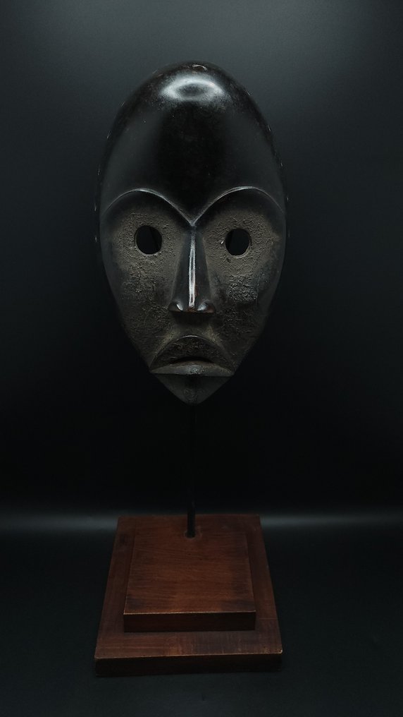 υπέροχη μάσκα - Dan - Ακτή Ελεφαντοστού  (χωρίς τιμή ασφαλείας) #1.0