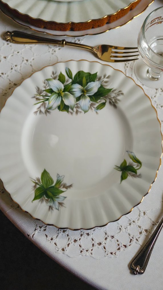 Royal Albert - Σετ πρωινού (8) - Trillium - Πορσελάνη, Gold plated - Κομψό τραπέζι #4.3