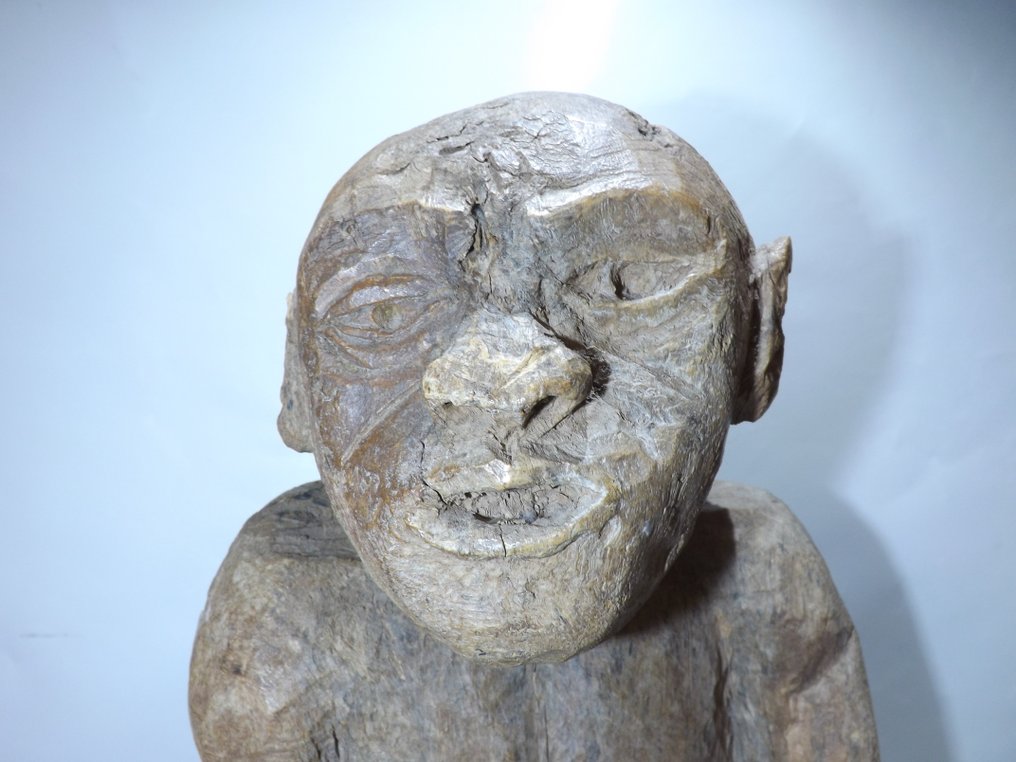 Hockende Holzfigur - Φιγούρα - Άγνωστη (χωρίς τιμή ασφαλείας) #1.0