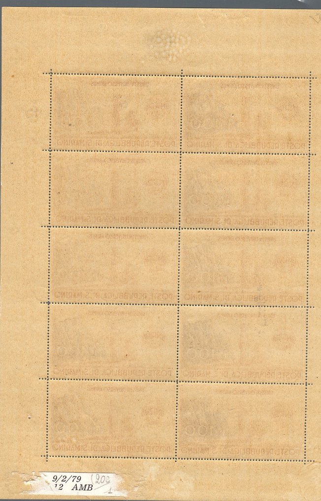 Σαν Μαρίνο 1946/1946 - Minifoglio UNRRA ποικιλία έμβλημα μετατοπισμένο δεξιά. - Sassone #1.0