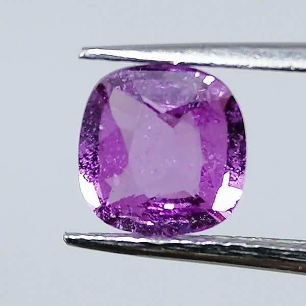 蓝宝石  - 0.86 ct - 西班牙宝石学院（IGE） - 无治疗 #2.1