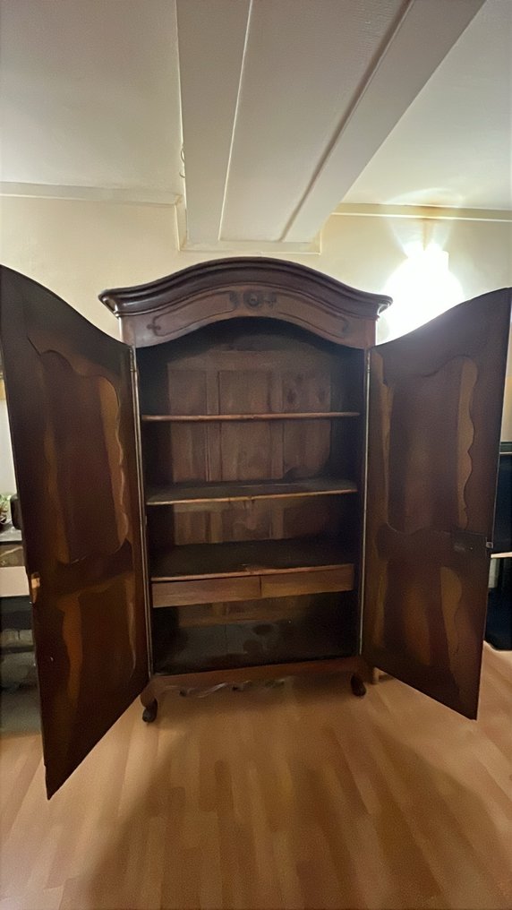 Skåp - Valnöt #4.3