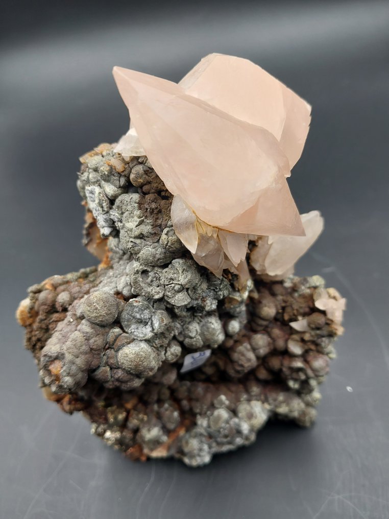 Ασβεστίτης Κρίσταλ στη μήτρα - Ύψος: 140 mm - Πλάτος: 90 mm- 760 g - (1) #2.1