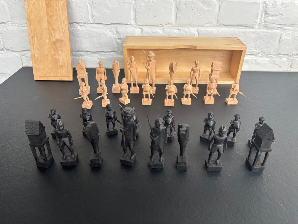 Șah - Jeux d'échecs original en bois sculpté main #1.0