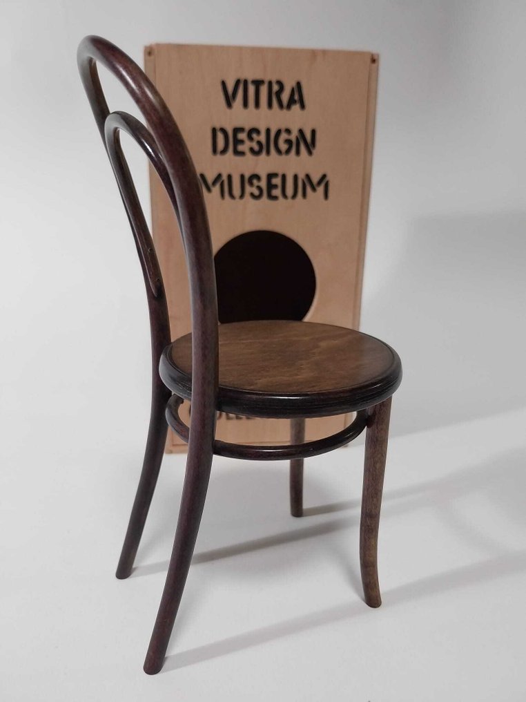 Vitra - Michael Thonet - 椅子 - 14号座椅 - 木 - 设计博物馆微型 #2.1
