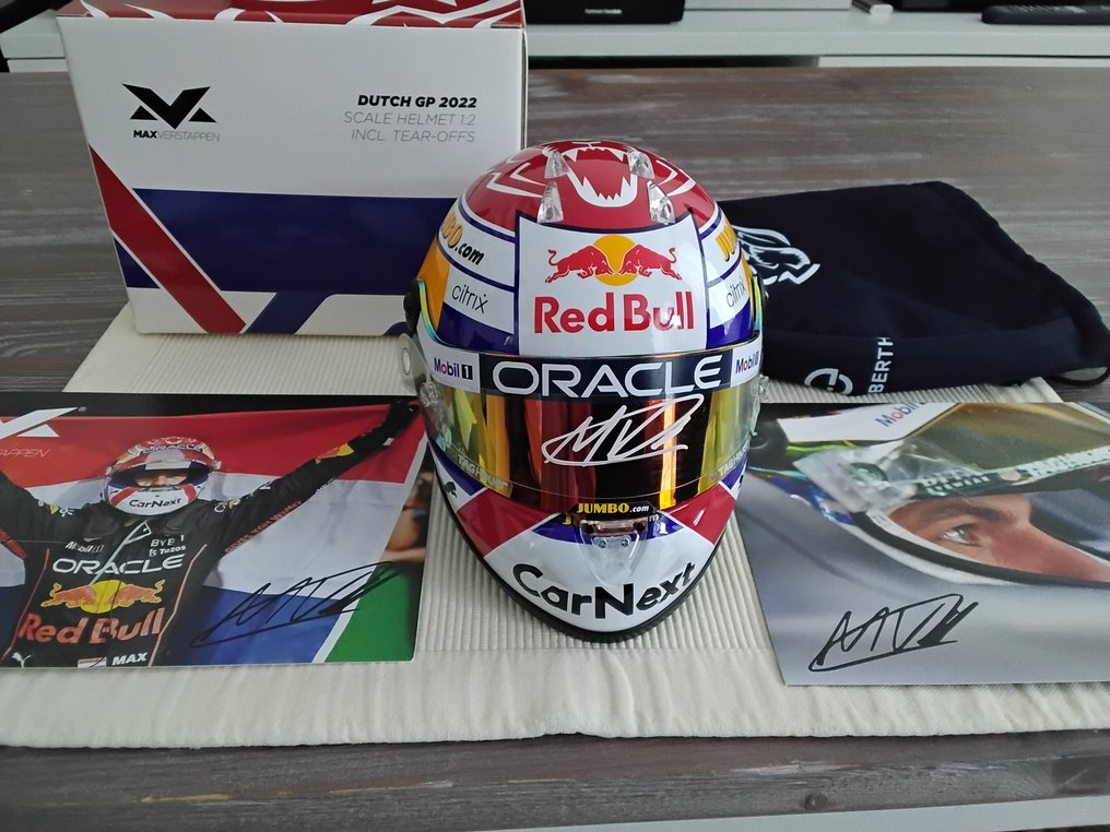 1:2 - Αγωνιστικό αυτοκίνητο μοντελισμού - Schubert Max Verstappen helmet Dutch Gp 2022 - Υπογραφή Περιορισμένης Έκδοσης #1.0
