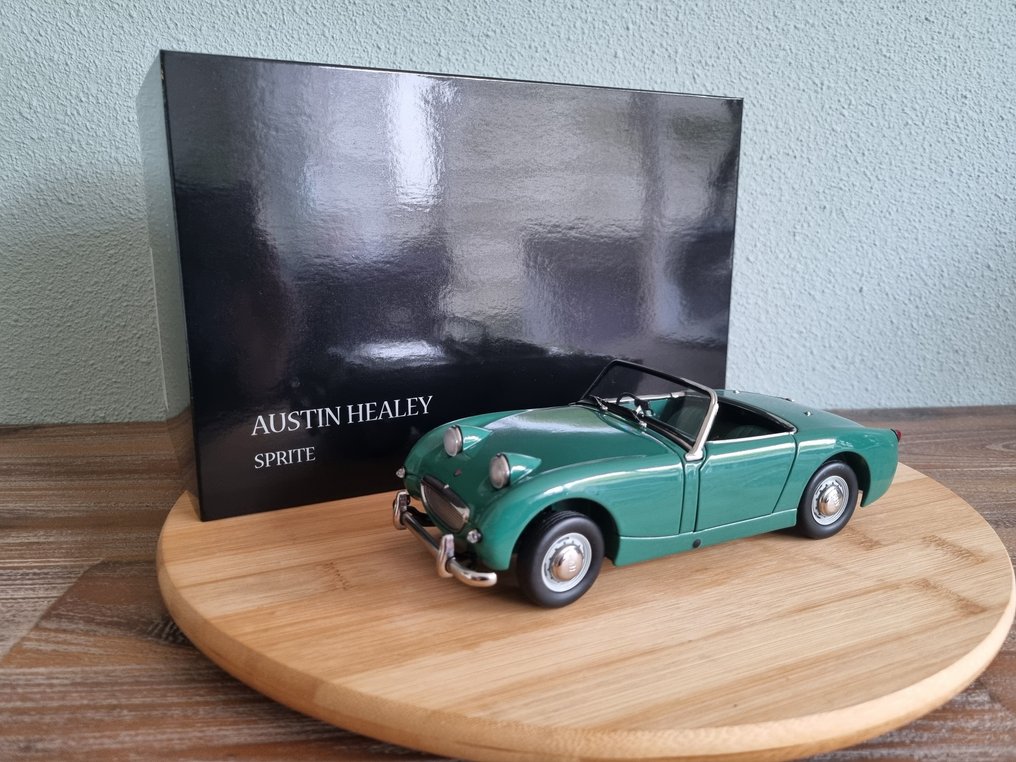 Kyosho 1:18 - 模型汽车 - Austin Healey Sprite MK1 - Leaf Green #1.0