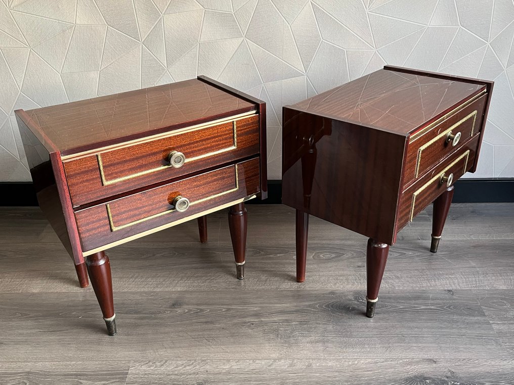 Noptieră (2) - Mahon - Vintage #2.1