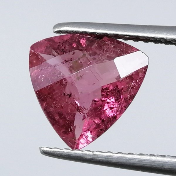 粉色 电气石  - 2.33 ct - 西班牙宝石学院（IGE） #1.0