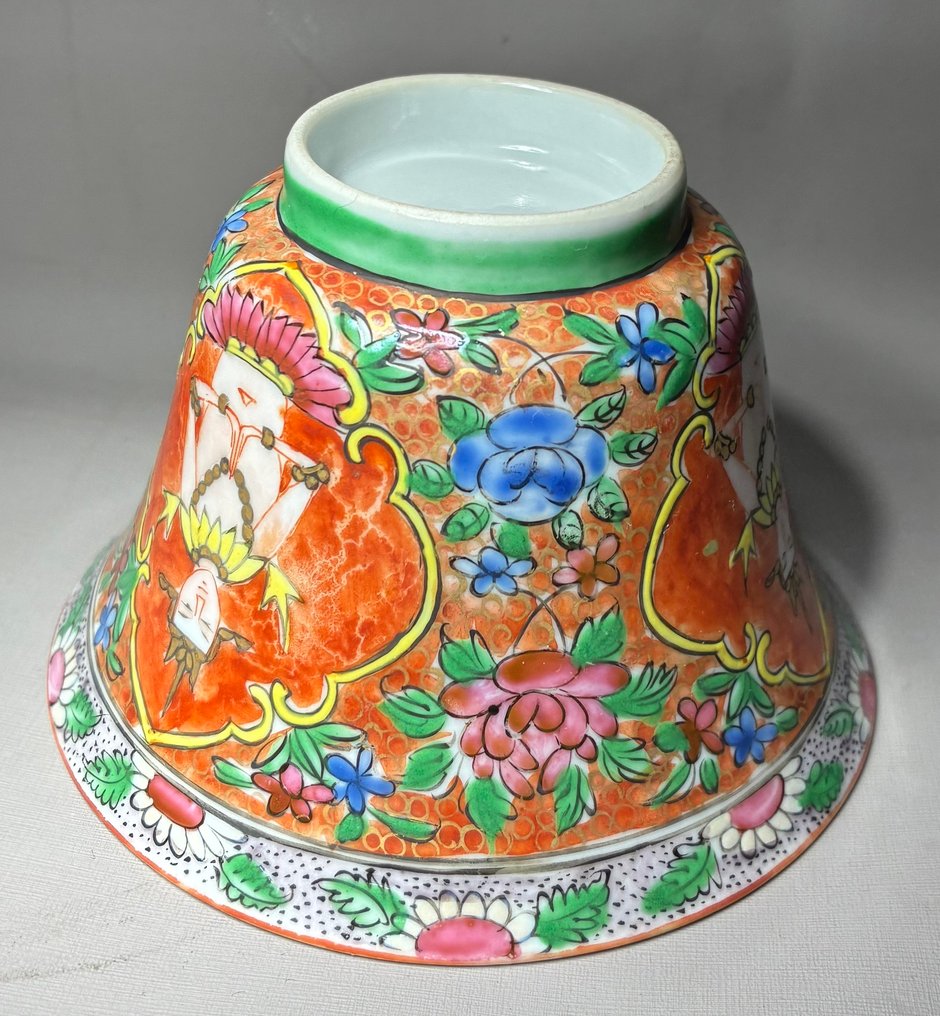 Bol Bencharong για την αγορά της Ταϊλάνδης. - Πορσελάνη - Κίνα - 19ος αιώνας #3.2