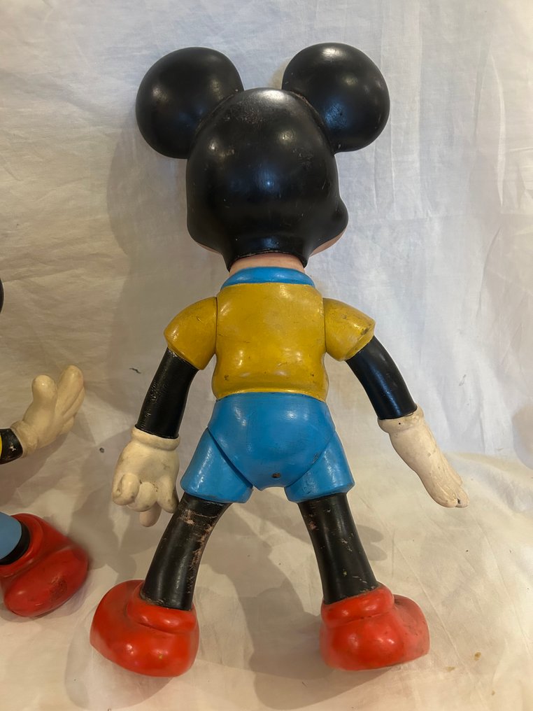 Mickey Mouse - 2 Figure - Disney Mickey Mouse  1962 - 1962 #3.2