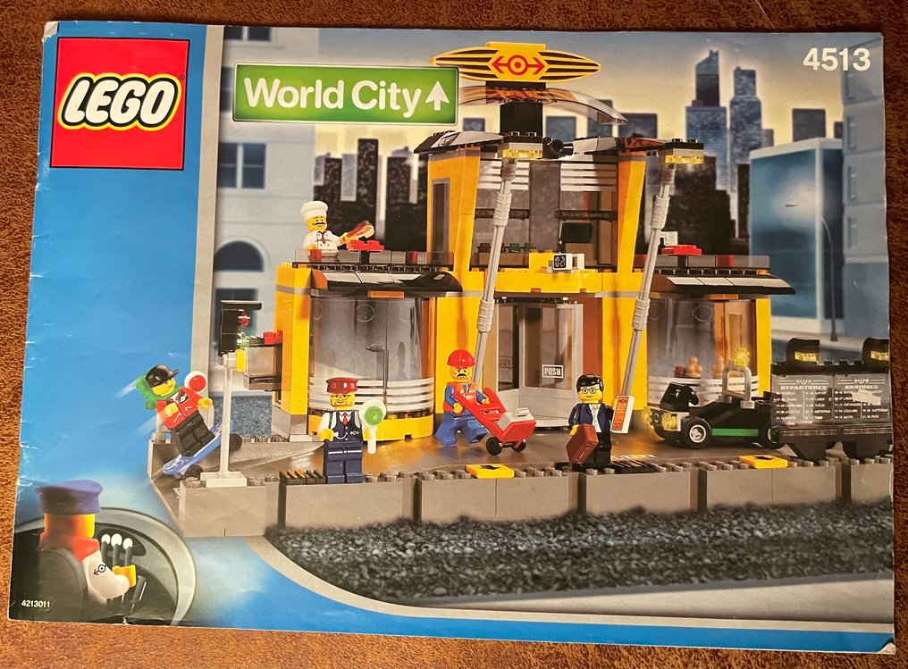 Lego Set - 4513 - World City - Grand Central Station #1.0