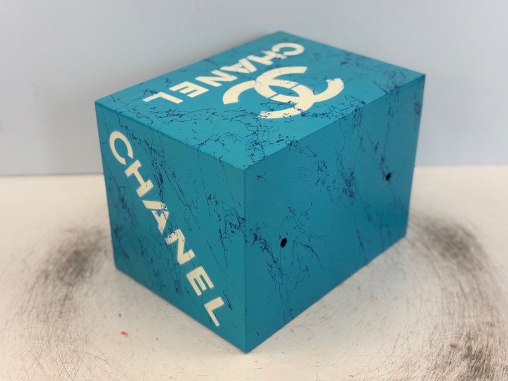 Rob VanMore - Chanel Vault #3.2