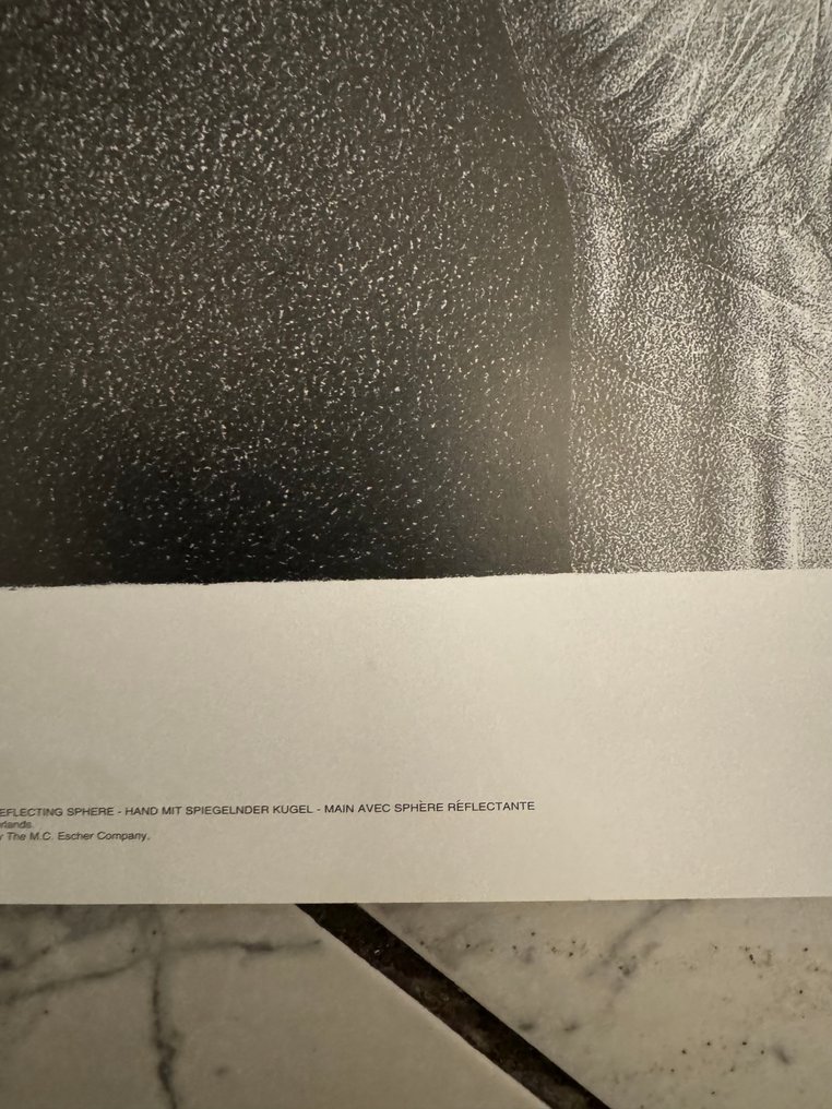 M.C. Escher (1898-1972) - Hand met spiegelende bol #3.2