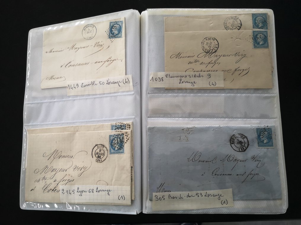 法国  - 在一个邮票信件的集邮册中，配有蓝色邮票 - TB #3.2