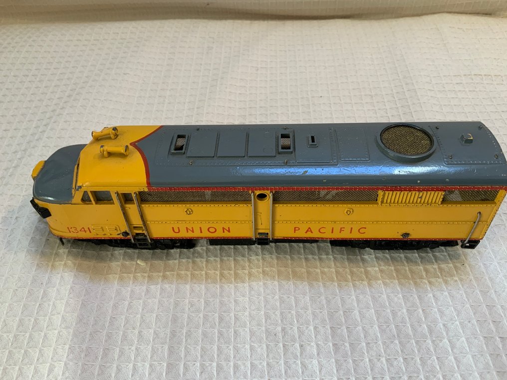 Fleischmann, Electrotren, Märklin H0 - 1341 - Τρένο μοντελισμού (9) - Αλκο PA ντιζελοαμαξοστοιχία με διάφορα βαγόνια. - Union Pacific Railroad #2.1