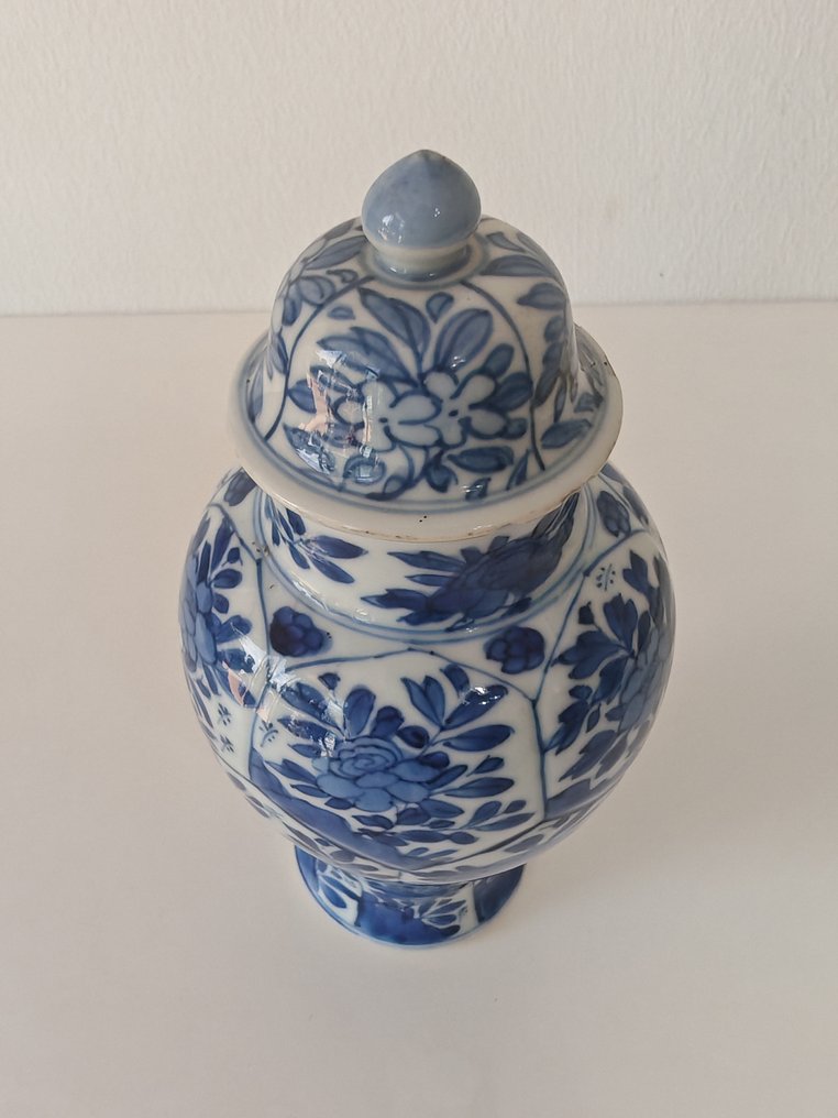 Jar - Porcelain - Blue and white lidded jar #3.2