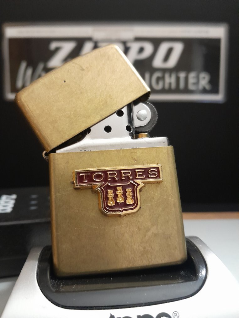 Zippo - 芝宝 - 没有保留价 - 口袋打火机 - 黄铜 #1.0