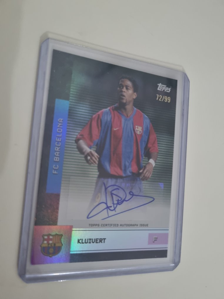2025/26 Topps Topps Team Set FC Barcelona Patrick Kluivert 72/99 簽名卡, 序號卡, 含真品證書 - 1 Card - 狀況優良(EX) #1.0