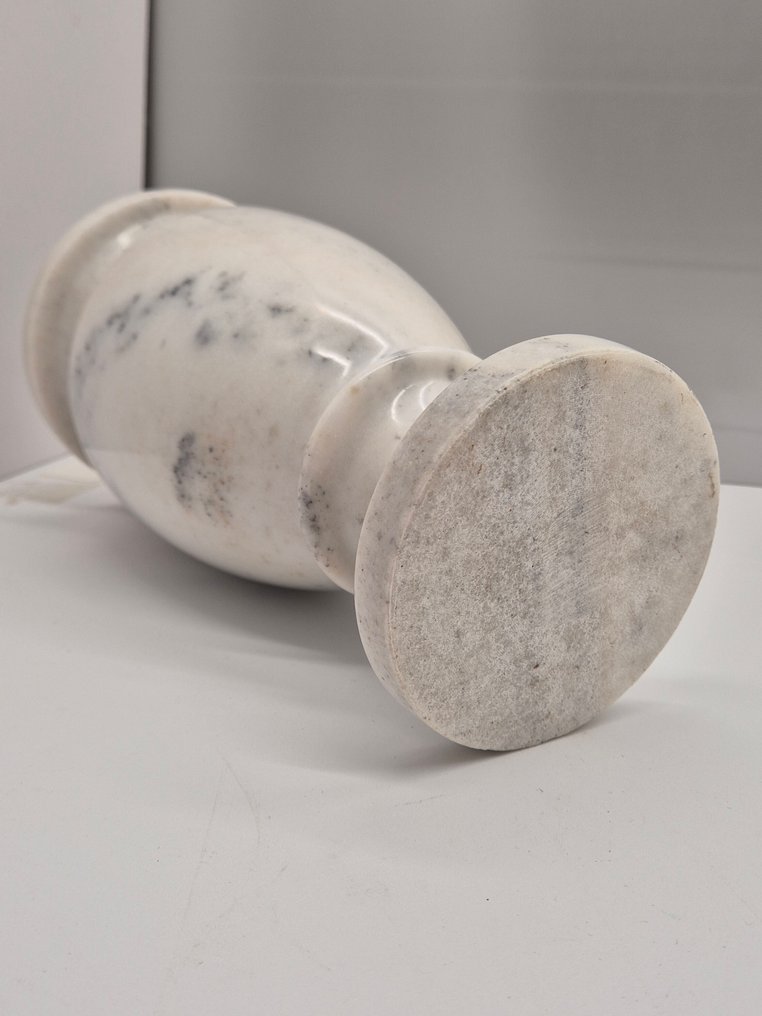Midtpunkt - Carrara marmor - Dekorativ vase #3.2